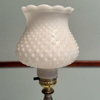 (3pc) Hobnail Milk Glass Table Lamp | Vintage hobnail white milk glass table lamp and two scalloped edge glass shades. - h. 16 in

