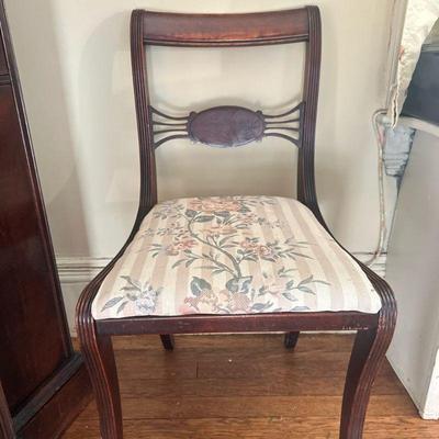 Duncan Phyfe Style Dining Chair | Antique solid mahogany Duncan Phyfe style dining chair/side chair with upholstered seat. Seat height:...