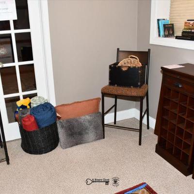 571 basement