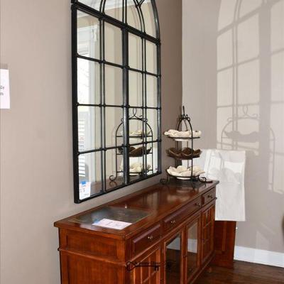 173 dining room