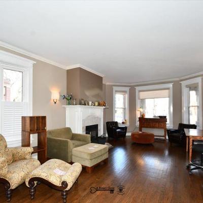 075 living room