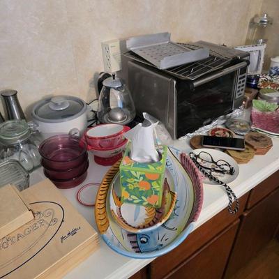 Microwave, misc. Kitchen