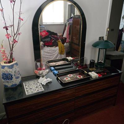Lacquer bedroom set