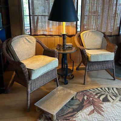 Tw100 wicker seating for 2