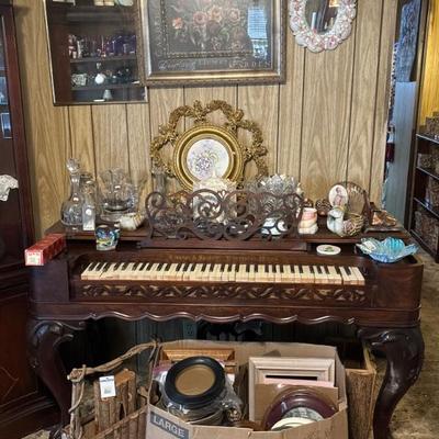 Reed Organ