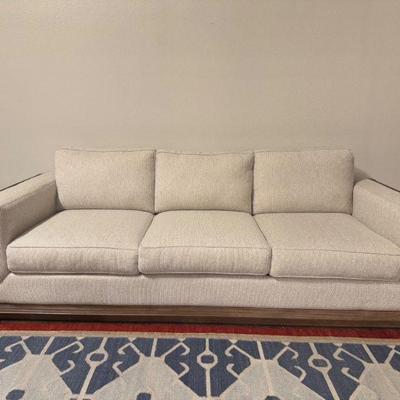 Cindy Crawford Home Pacific Harbor Beige Sofa	