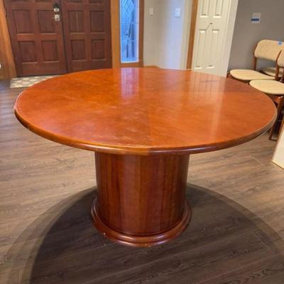 Elegant Cherry Veneer Conference-Style Dining Table	