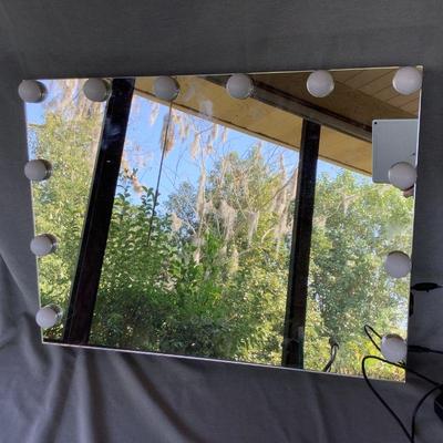 Glam make up mirror