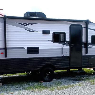 2024 Independence Trail Camper 