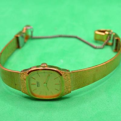 Sale Photo Thumbnail #482: Women's Seiko Watch 