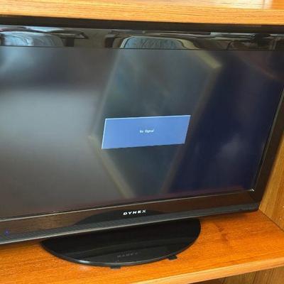 Dynex 26” LCD TV With Remote
