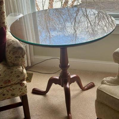 Bartley Collection Queen Anne Style Wooden Pedestal Table
