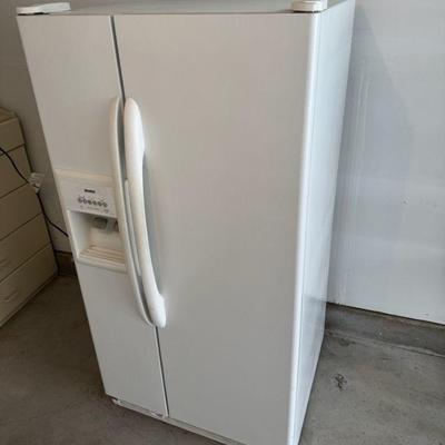 Kenmore Coldspot Refrigerator And Freezer Unit
