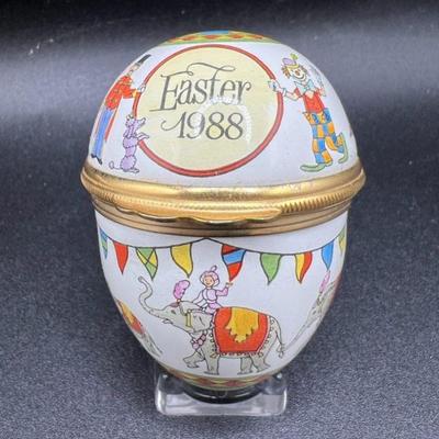 Vintage Circus-Themed Halcyon Days Enamel Easter Egg Trinket Box with Certificate of Authenticity
