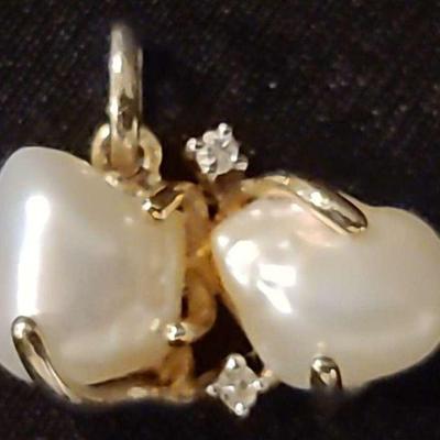 "Antiques & Heirlooms" in Evans, GA. Starts Closing Sat 2/22 at 8pm. Pickup is Mon 2/24 from 1-6pm. Shipping is available....