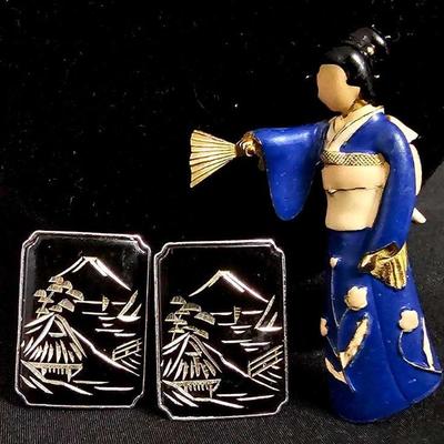 "Antiques & Heirlooms" in Evans, GA. Starts Closing Sat 2/22 at 8pm. Pickup is Mon 2/24 from 1-6pm. Shipping is available....