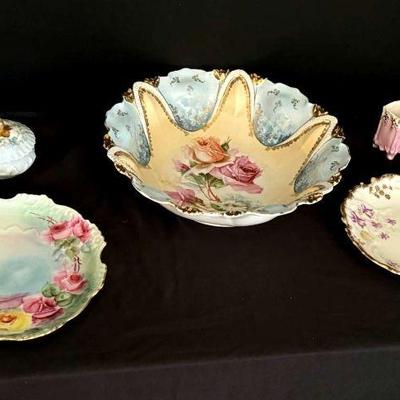 "Antiques & Heirlooms" in Evans, GA. Starts Closing Sat 2/22 at 8pm. Pickup is Mon 2/24 from 1-6pm. Shipping is available....