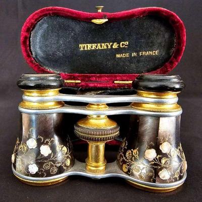 "Antiques & Heirlooms" in Evans, GA. Starts Closing Sat 2/22 at 8pm. Pickup is Mon 2/24 from 1-6pm. Shipping is available....