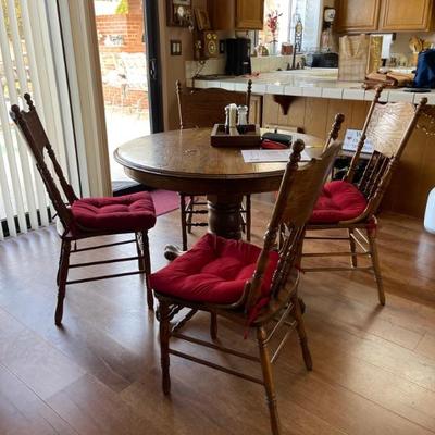 Dining area with extensions 
