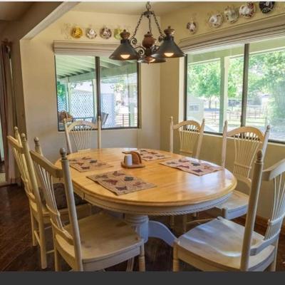 rounded every dy dining table 
