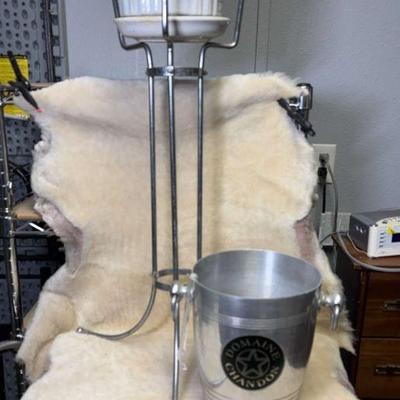 Champagne ice bucket stand