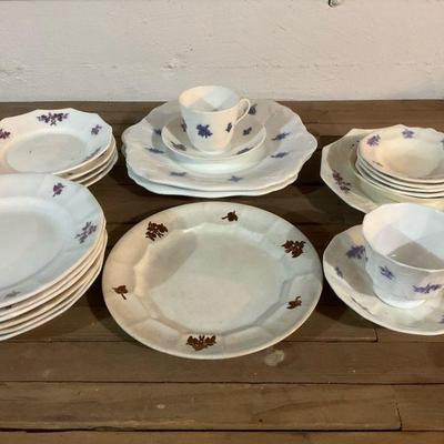 Variety of blue grapes copper dishes
