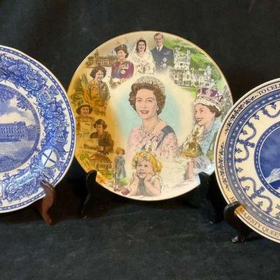 Wedgewood coalport queen elizabeth collectible plates