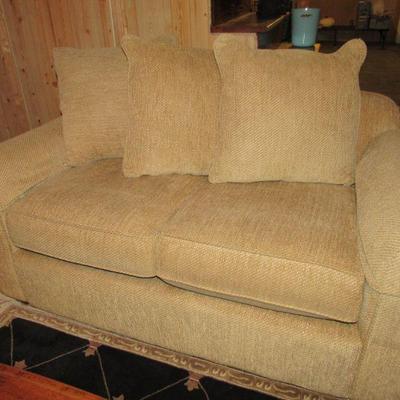 Loveseat- looks brand new