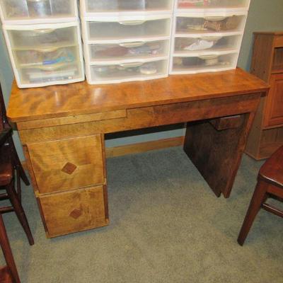 Small desk