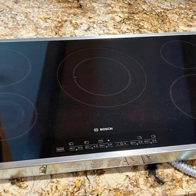 #218 • Bosch 36" Induction Cooktop /Range
