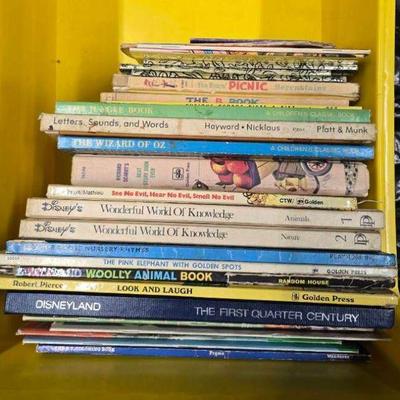 Ct497 vintage children s books