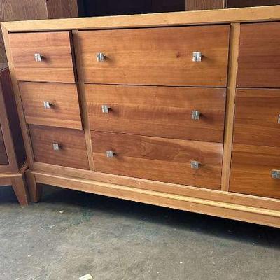 Ct538 dresser nightstand