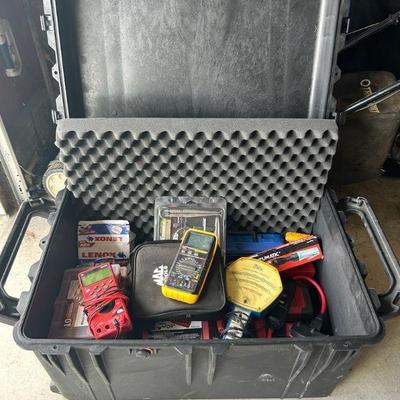 Am115 pelican 1660 case mystery lot 1