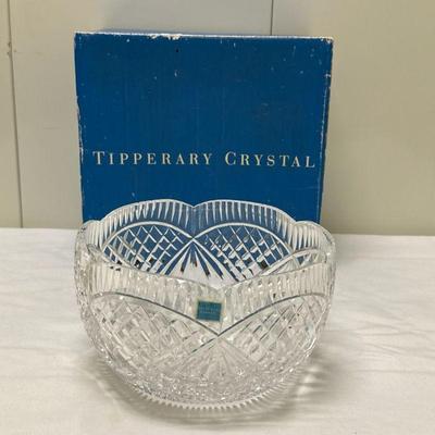 Tipperary Crystal Bowl | Vintage (1980's) Tipperary Crystal (Made in Ireland) bowl - h. 4.5 x dia. 8 in

