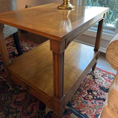 PAIR WOODEN END TABLES | Carved wood side tables with lower open shelf, on tapering square feet.

