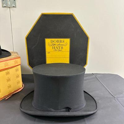 (2pc) Men's Top Hats | Vintage top hats with boxes.

