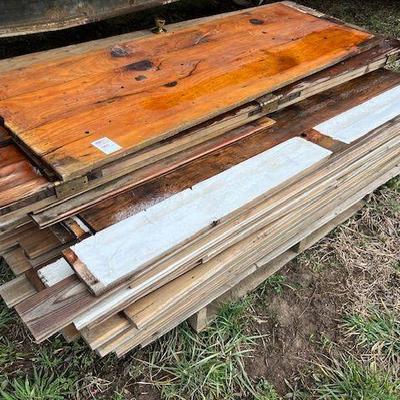 Numerous lots of Wood 
