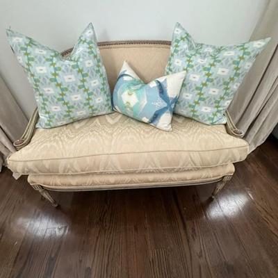 Laur Park Pillows