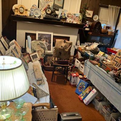 Estate sale photo