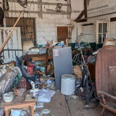 Estate sale photo