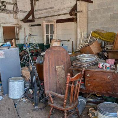 Estate sale photo