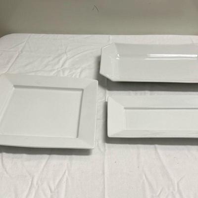 (3pc) Square Serving Platters | Square: 12 in. x 12 in. Rectangular: 7 in. x 14 in. Beveled corners: 9.5 in. x 16 in.

