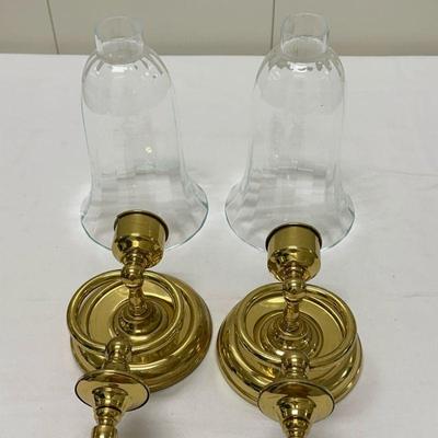 (2pc) Brass Wall Sconces & Hurricanes | Brass wall sconces and hurricanes. - h. 15.5 x d. 3.5 x dia. 6 in

