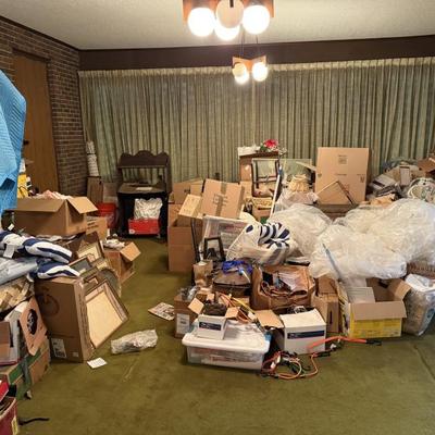 Estate sale photo