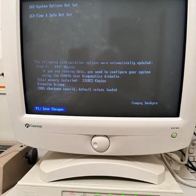 Vintage compaq hard drive that WORKS!!