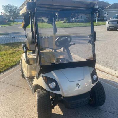 Yamaha Gas Golf Cart, goes 20 mph