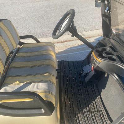 Yamaha Gas Golf Cart, goes 20 mph