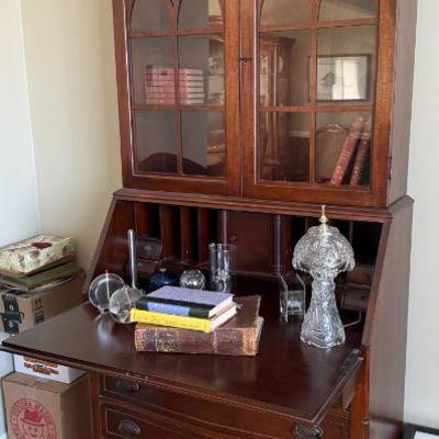 Vintage Solid Wood Desk/Hutch