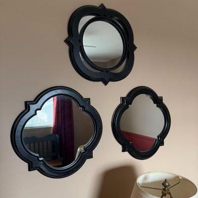 Decorative mirror set