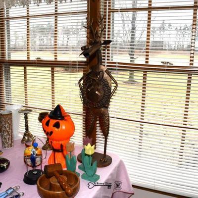 0456 family room